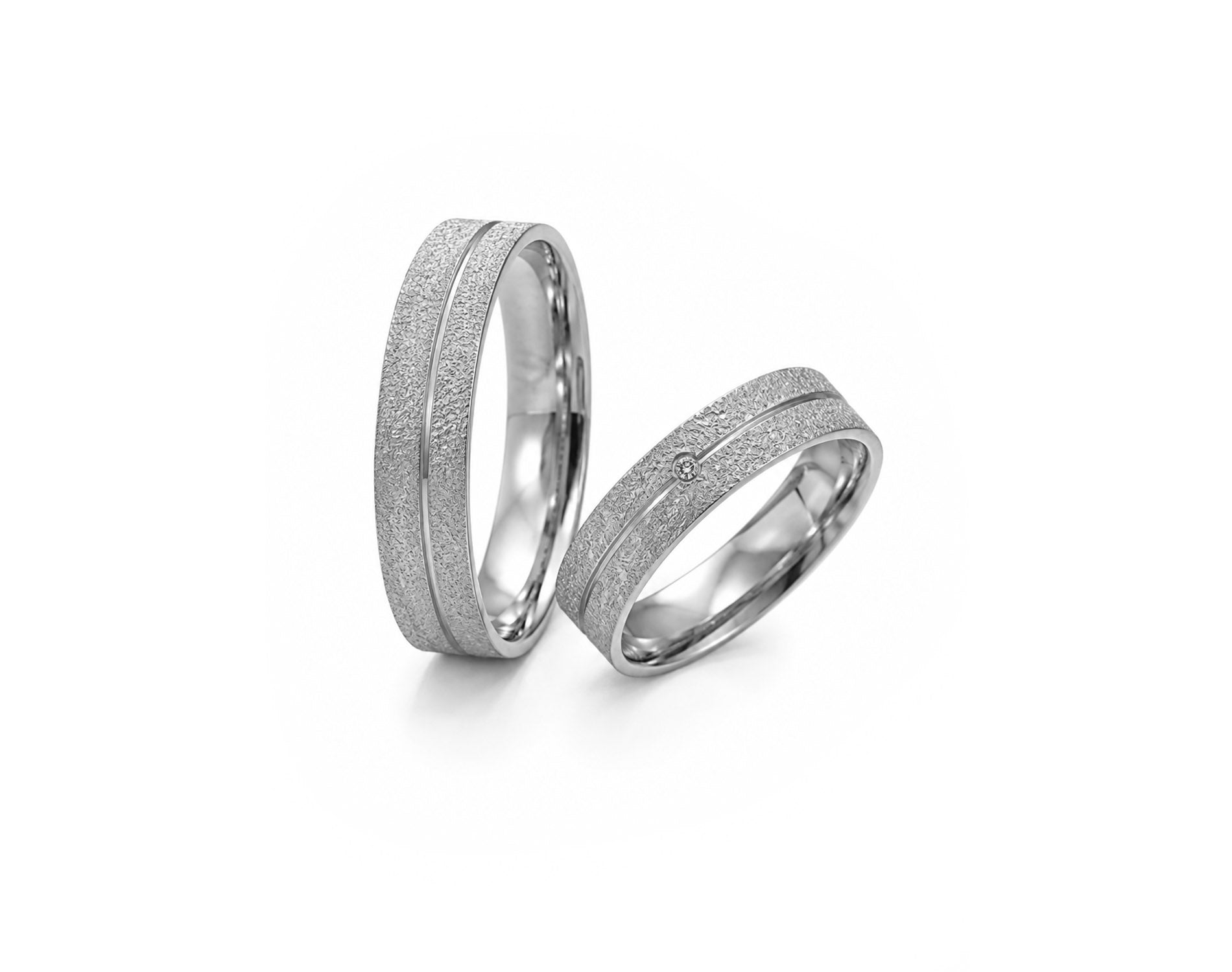 Alianças em Ouro 18k Diamantada com Friso Lateral