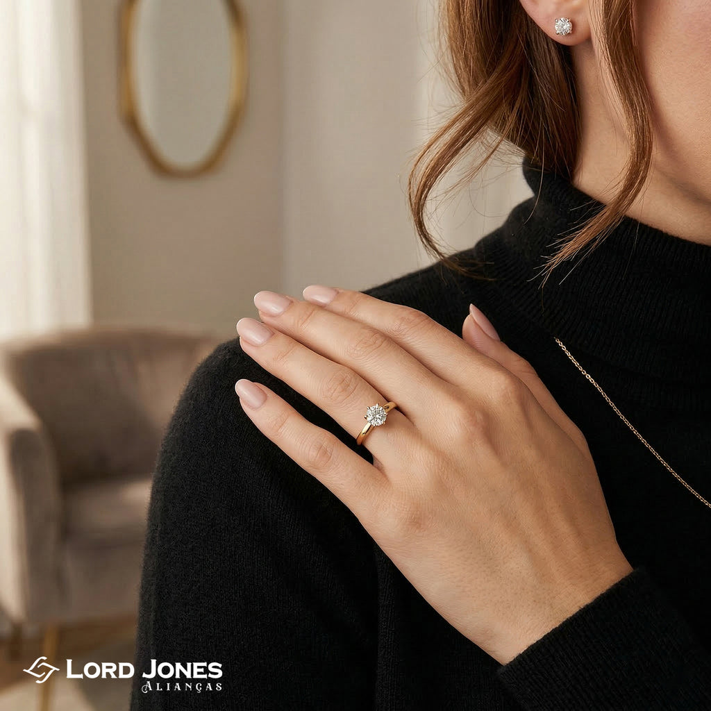 Anel de Noivado em Ouro 18K com Moissanite
