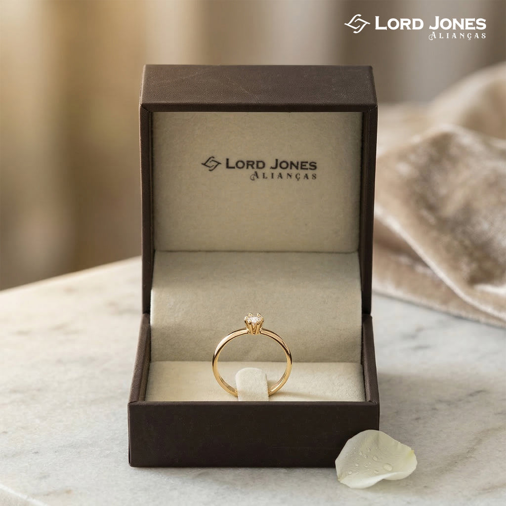 Anel de Noivado em Ouro 18K com Moissanite